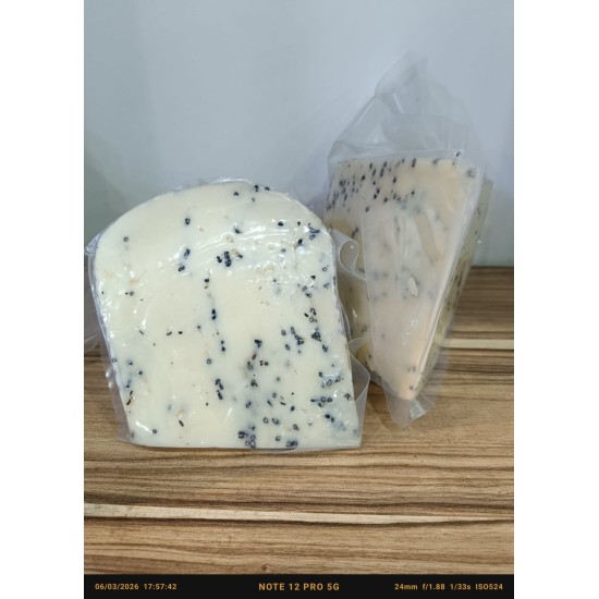 Ezine Akyar Sepet Peyniri Çörekotlu 1 KG